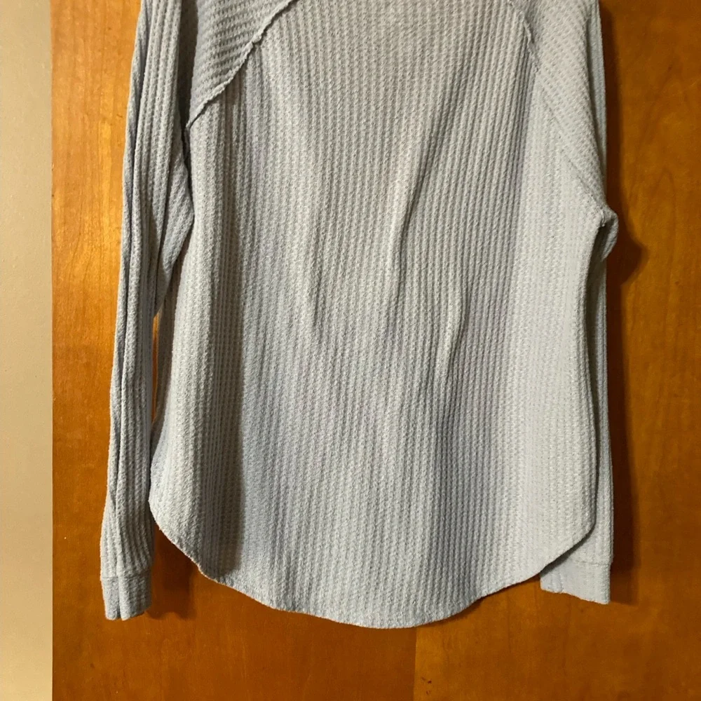 Women’s American Eagle Soft and Sexy plush size Medium pretty baby blue! - Picture 2 of 2